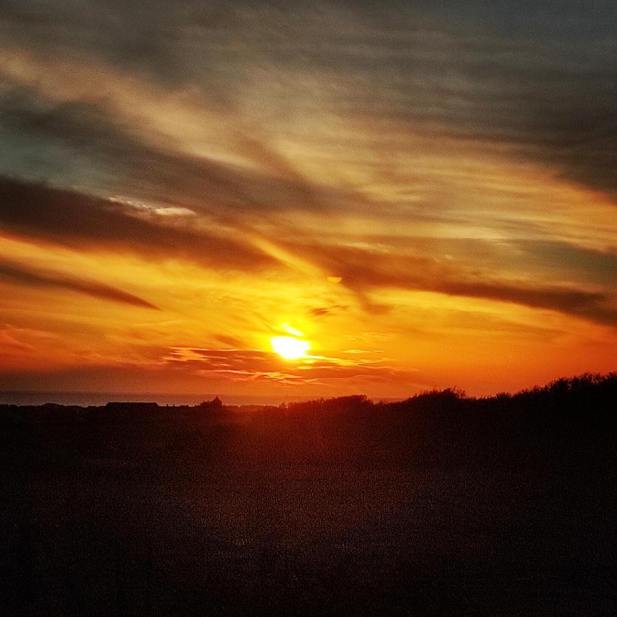 Au Coucher Du Soleil Ambleteuse Zewnętrze zdjęcie